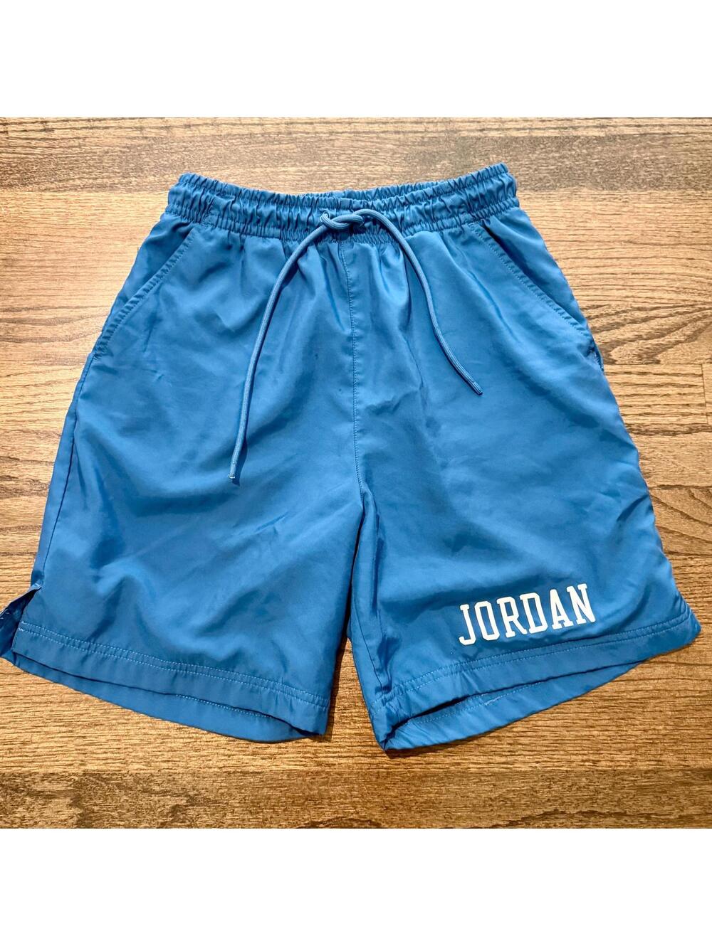 Jordan Essentials Men's 7" Poolside Shorts Blue Shorts Size Small
